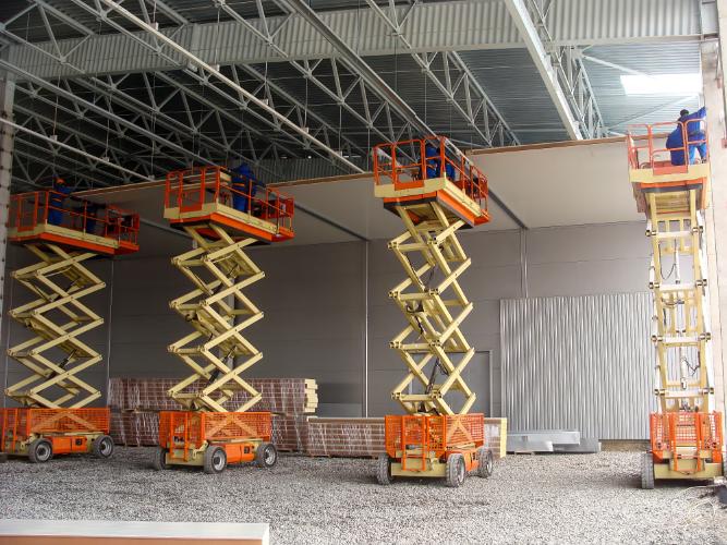 Scissor Lift Hire Company in Reigate RH2 9
